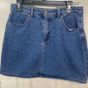 3/15 Forever 21 denim skirt- size large